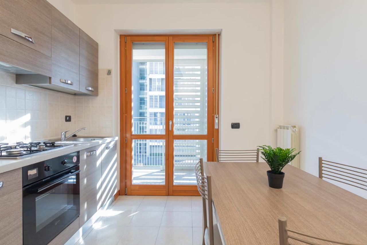 New Apartment With Terrace - Pampuri 7 Milano Eksteriør bilde